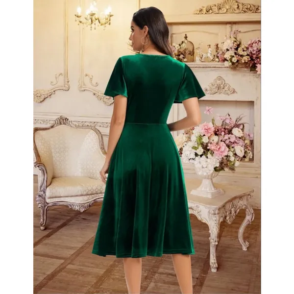 NEW Formal Green Sparkly Velvet Midi Dress XL - Image 2