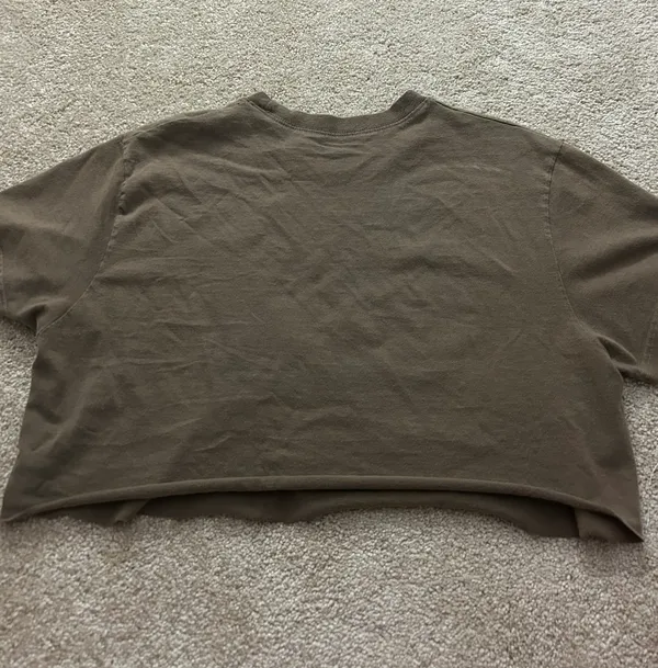 Brandy Melville Cropped New York relaxed t-shirt - Image 2