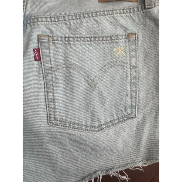 Levi’s 501 Women’s Cut Off Denim Shorts Size W31 Embroidered - Image 13