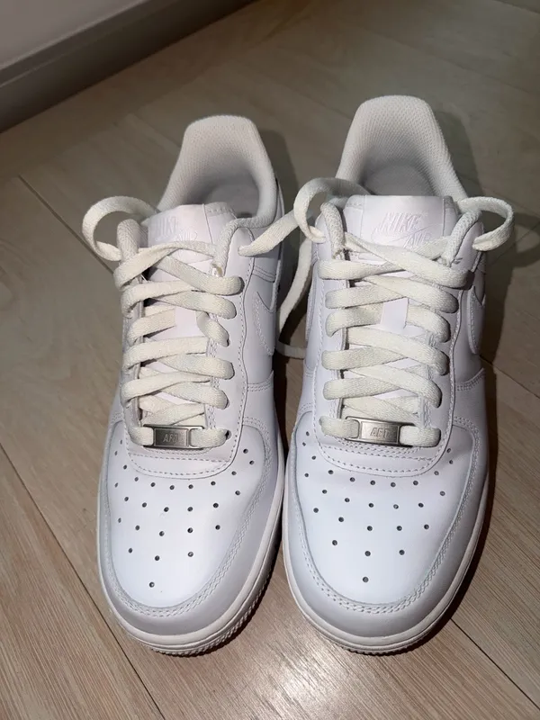 Women’s Nike Air Force 1 - Image 2