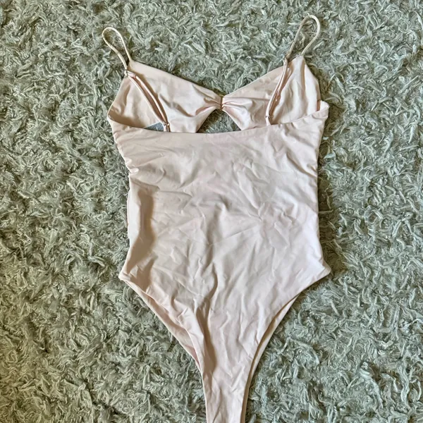Edikted Amethyst Cut-Out Bodysuit - Image 3