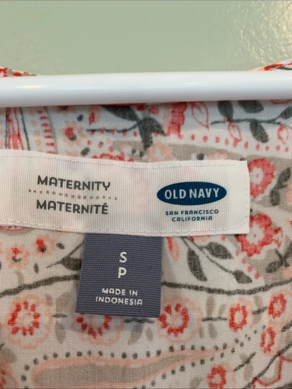 Old Navy Women’s Small Coral and Cream Paisley Sleeveless Maxi Maternity Dress - Image 4