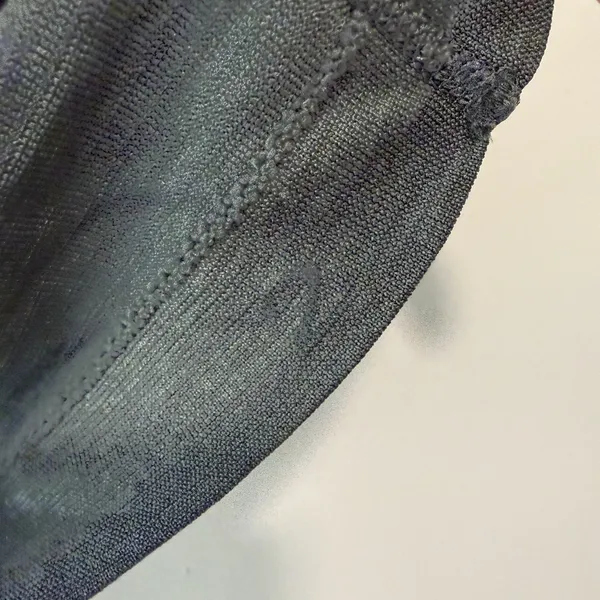 Luluelmon Swiftly Open-Hole V-Neck Tank Top in‎ Dark Green Size 2 - Image 2