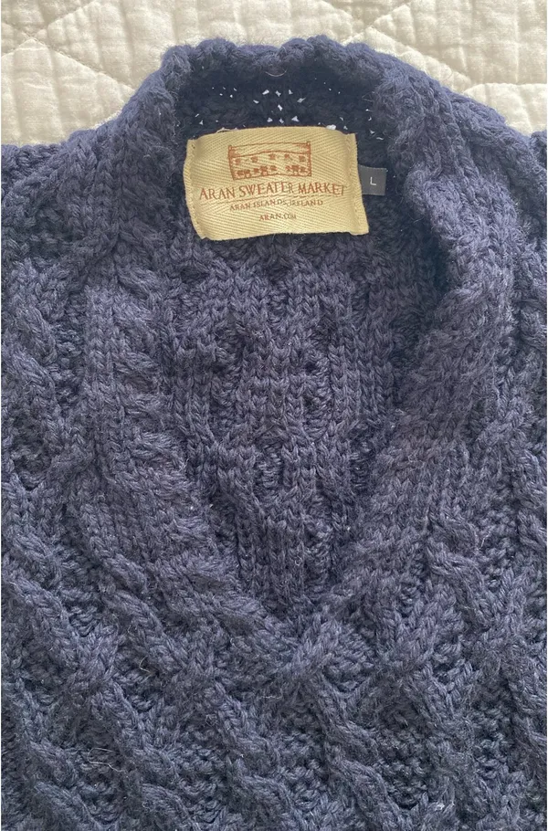 Aran Sweater Market Chunky Cable Knit Pullover Wool from Ireland Blue Size L - Image 2