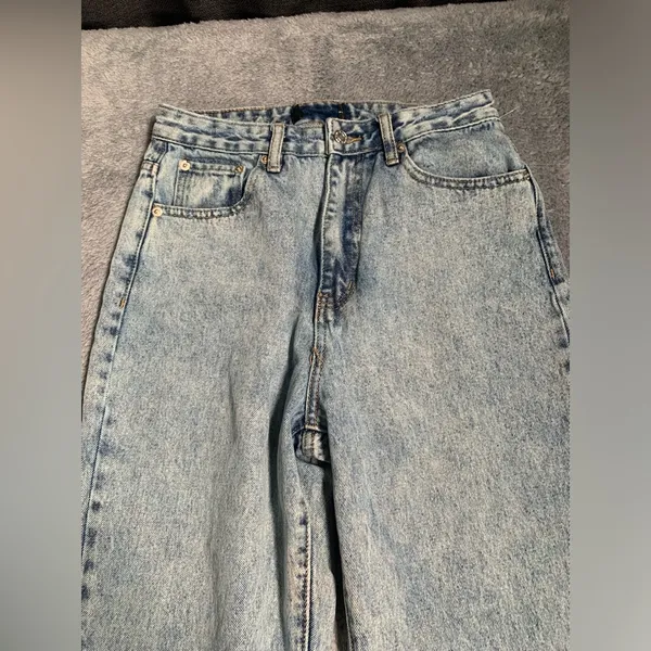 White fox boutique Light Wash Denim Jeans 27 - Image 2