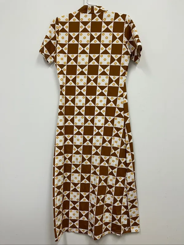 Lisa Says Gah Brown and White Geometric Mock neck Maxi Dress size S - Image 3