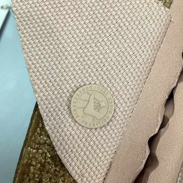 Birkenstock Gizeh Rivet logo Soft Pink Textile Vegan Thong Sandals Size 9 NEW! - Image 13