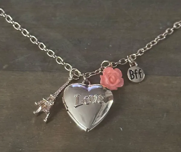 Set of two BFF heart locket charm necklaces - Image 3