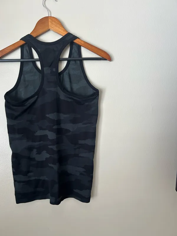 Athleta tank top (S)  - Image 5
