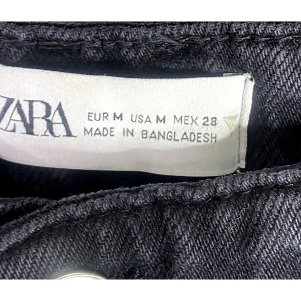 Zara Relaxed Fit Utility Style Wide Leg High Rise Raw Hem Jeans Pockets M Black - Image 5