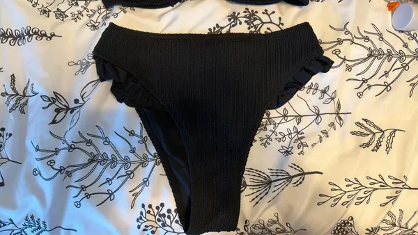 Cupshe Bikini Set - Image 4