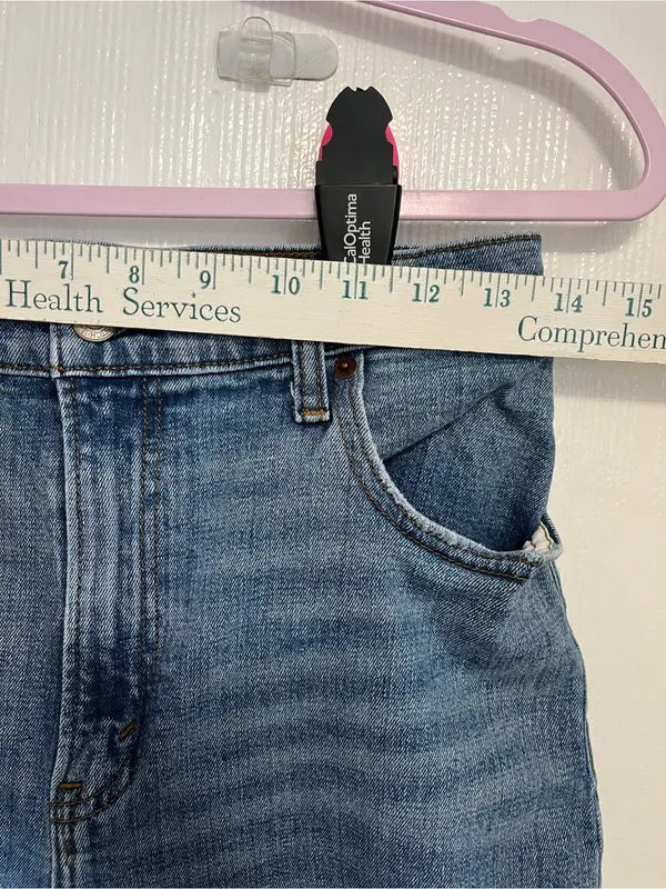 Abercrombie & Fitch Light Blue High-Rise Frayed Hem Jean Shorts - Image 3
