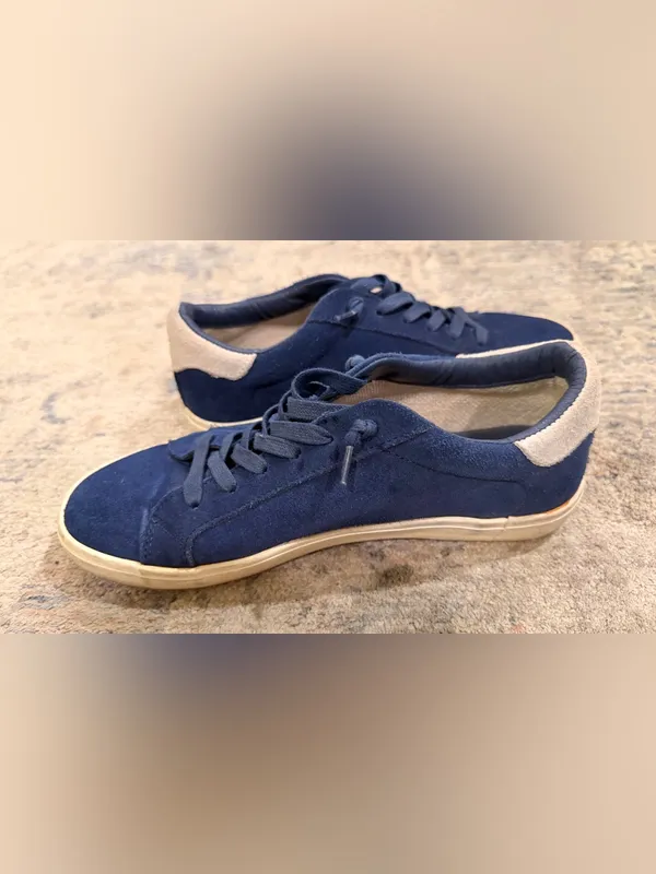 Ladies Vintage Havana Navy Suede Low-Top Sneakers - Image 4