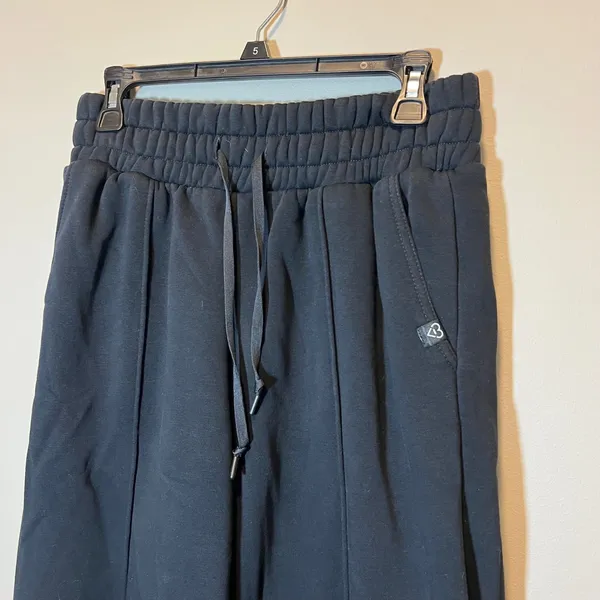 Blogilates Black Wide Leg Pintuck Sweatpants Small High Waist Loungewear - Image 2