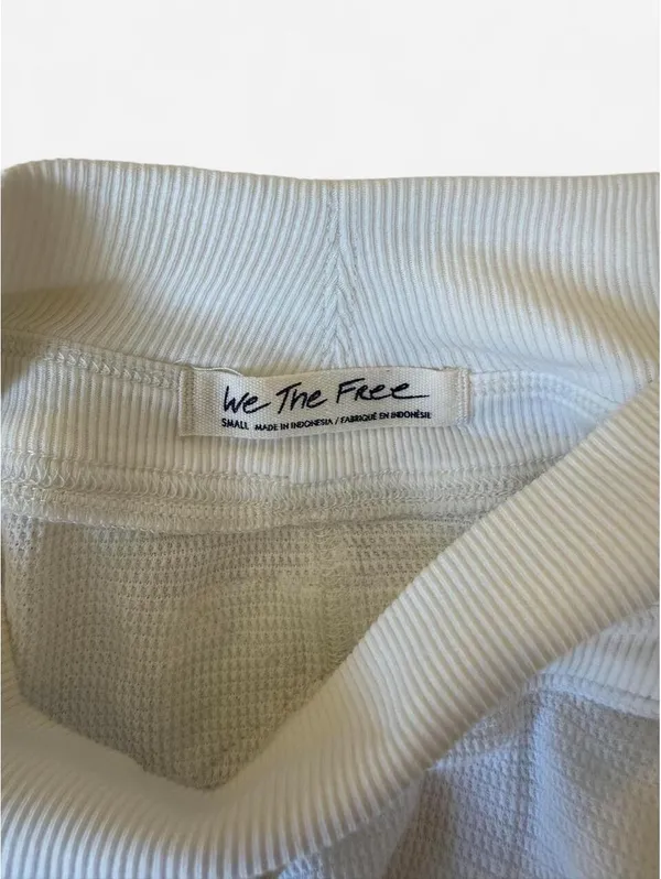 Free People White Waffle Knit mock kneck Long Sleeve Top Size Small - Image 6