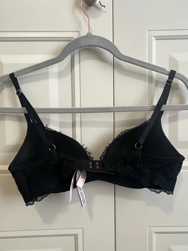 Victoria’s Secret Bra - Image 4