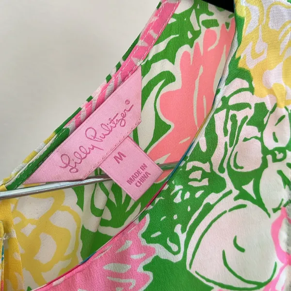 Lilly Pulitzer size medium silk top - Image 5