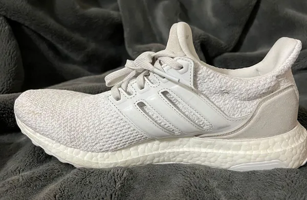 Adidas Ultraboost - Image 4