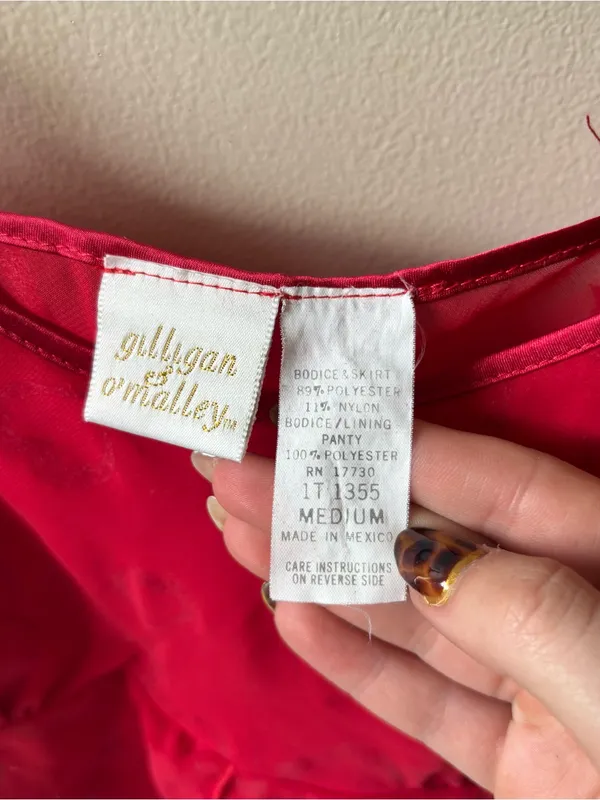 Gilligan & O'Malley Red Sheer Lingerie Top - Image 3