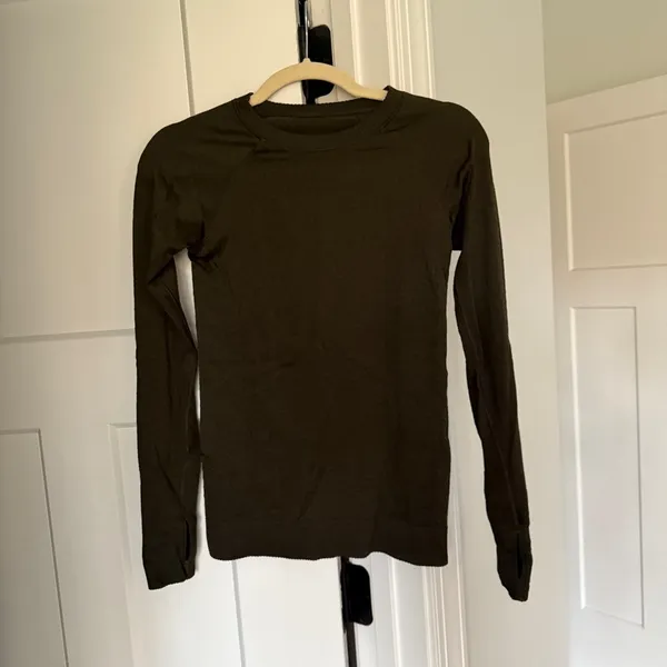 Lululemon Rest Less Pullover Green‎ Long Sleeve Crewneck Workout Top seamless - Image 4