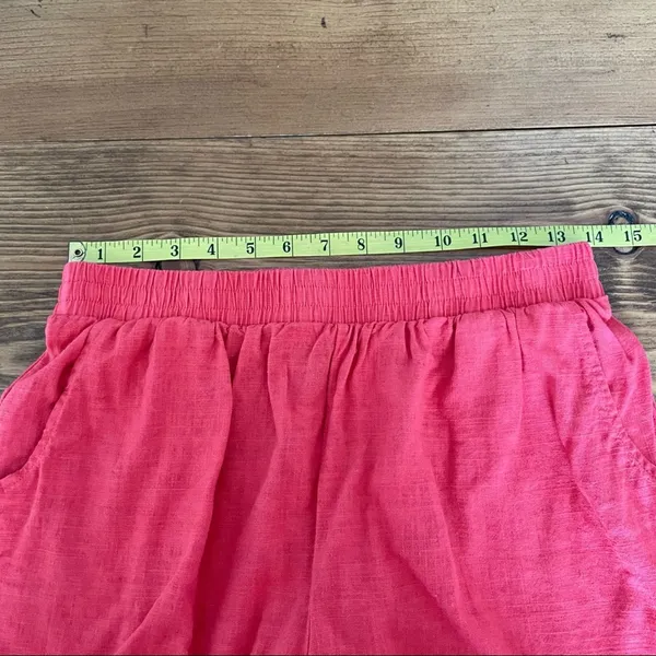Linen Blend Pull On Shorts Coral Hibiscus by Wild Fable Size Small - Image 4