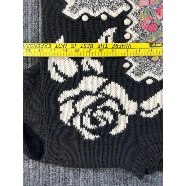 Vtg 90s Grandma Sweater L Black‎ Floral Ramie Cotton Textured Patchwork Cottage - Image 5