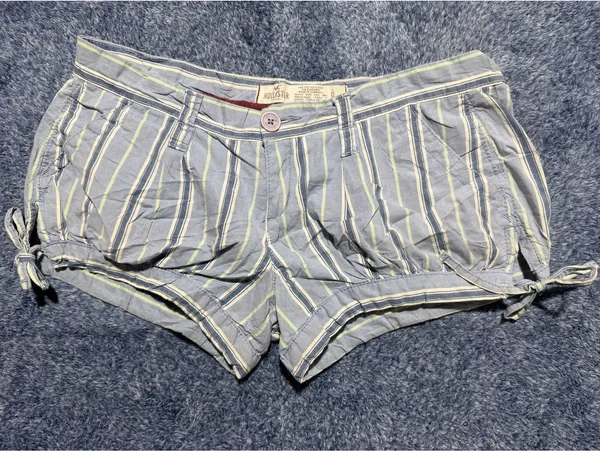 American Eagle Outfitters Women's Low Rise Striped Shorts Medium - Image 5