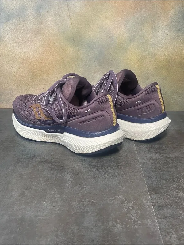 Saucony Triumph 18 Women's Purple Running Shoes S10595-20 Size 6 - Image 11