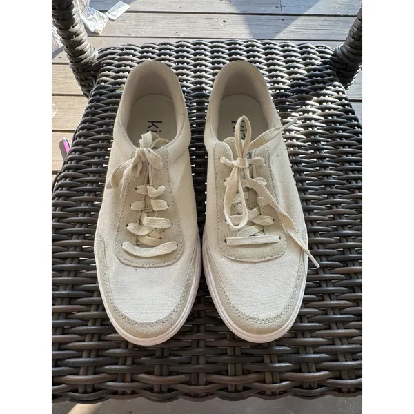 Kizik Prague model Size Women 7.5 Men 6 Beige Sneaker Tennis Shoe - Image 2