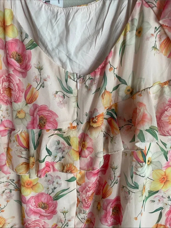 Petal & Pup Leila Floral Maxi Dress in Peony - Image 11
