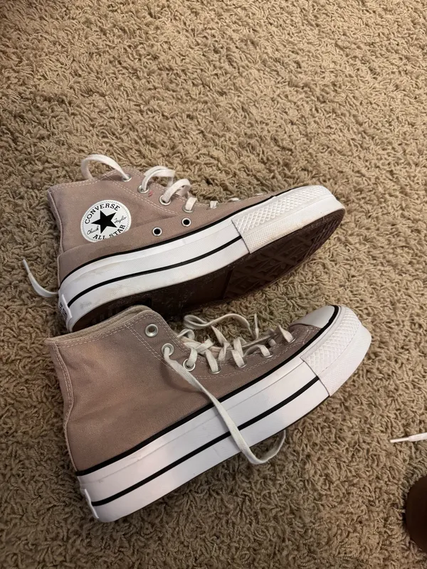 Tan converse chuck Taylor platform sneaker  - Image 5