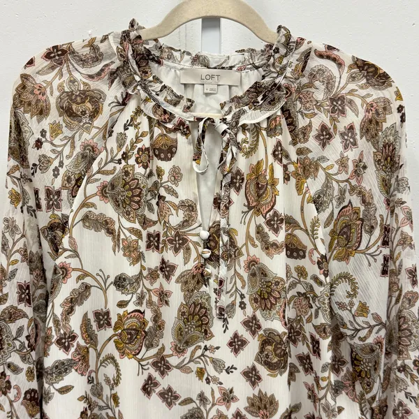 Loft Women's Paisley Floral Ruffle Neck Keyhole Blouse‎ Cream Brown Size M - Image 3