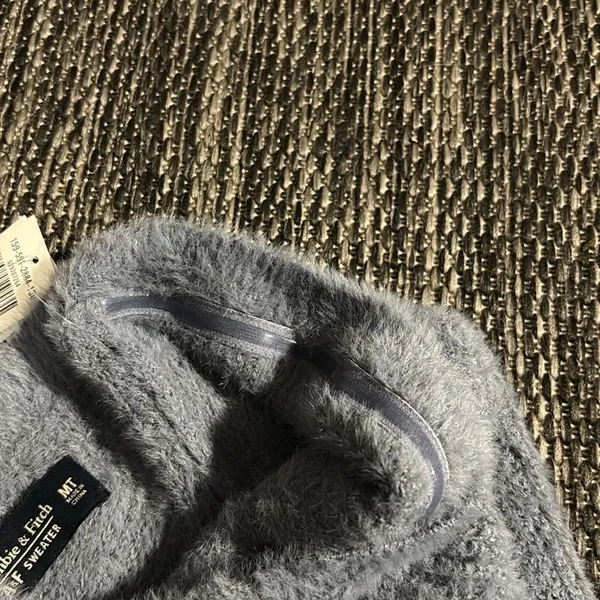 Abercrombie and fitch NEW soft A&F sweater - Image 3