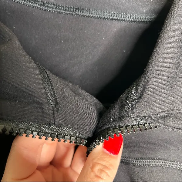 AS IS Lululemon In Stride Jacket Black 12 - Image 5