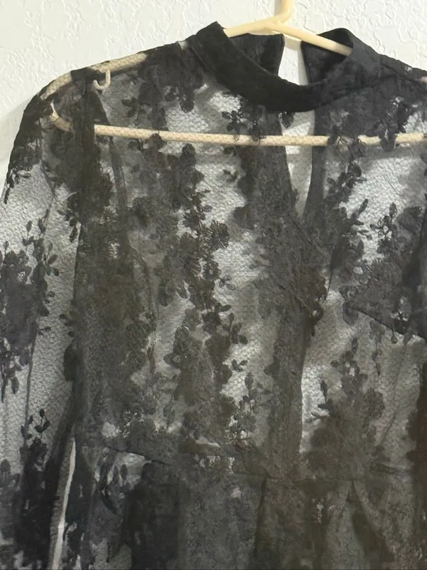 Eilly bazar Black Floral Lace Sheer Long Sleeve Peplum shirt Romantic L - Image 2