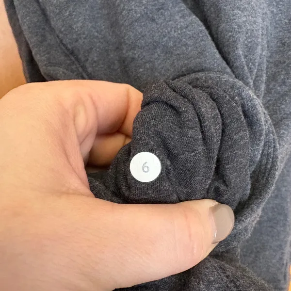 Lululemon Cowl‎ Neck Long Sleeve Sweatshirt Charcoal Grey Womens Sz M - Image 2