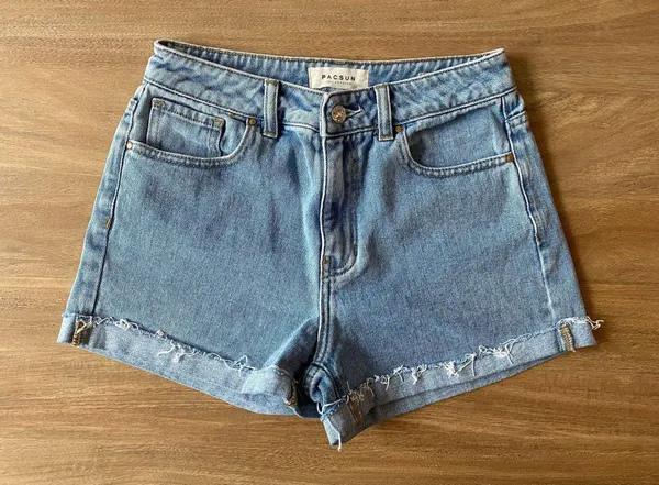Pacsun Denim Mom Shorts Marble Acid - Image 4
