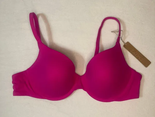 SKIMS T-Shirt Bra NWT 38A - Image 2