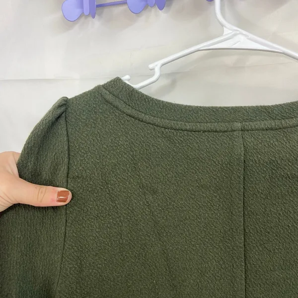 LOFT women's olive‎ green puff sleeve thick kit relaxed Crewcut blouse casual S - Image 7