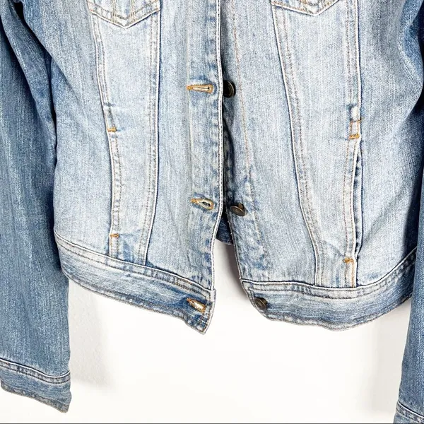 HOLLISTER Surf 1972 Light Wash Distressed Jean Jacket, Size Small - Image 10