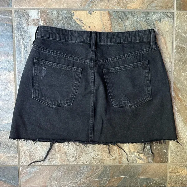 We The Free Black Button Fly Mini Skirt Jean Skirt Size 27 Distressed Casual - Image 6