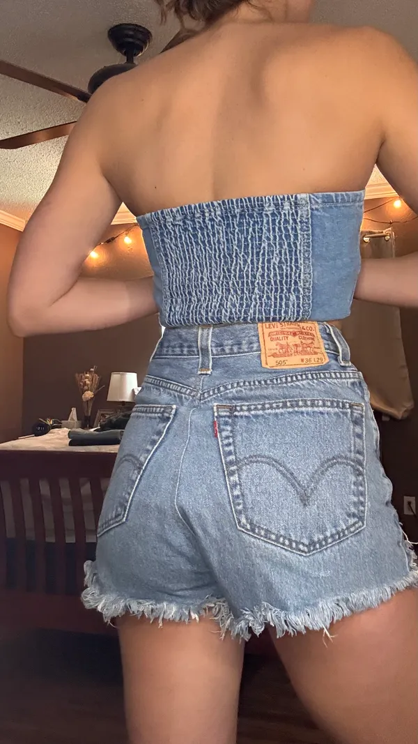 Levi's Denim Shorts - Image 5