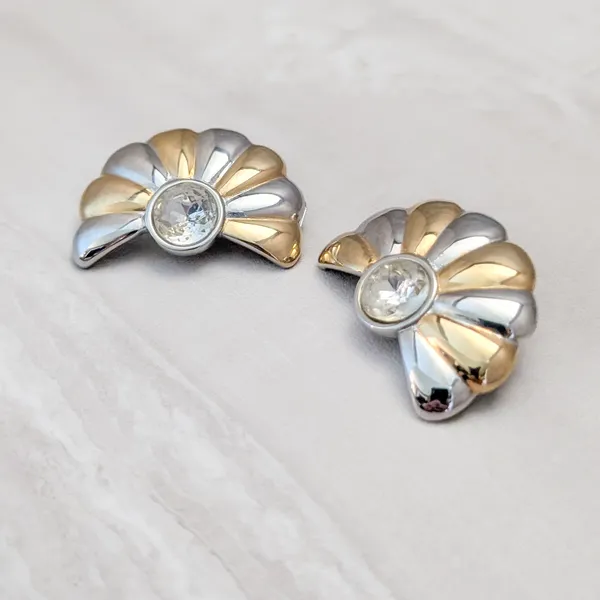 Vintage Clip On Earrings Extra Large Silver/Gold Tone Fan Shape - Loose Clips - Image 4