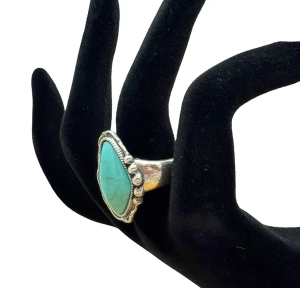 Turquoise Stone Stretch Ring Silver - Image 3