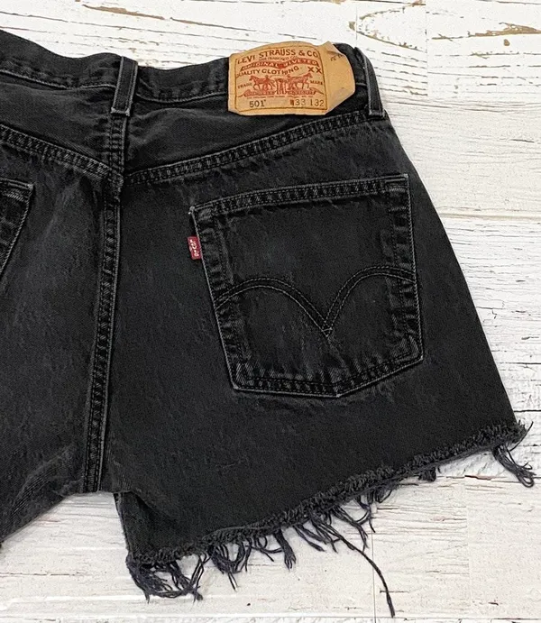 Levi’s 501 Black Denim Cutoff Shorts Waist 32 - Image 5