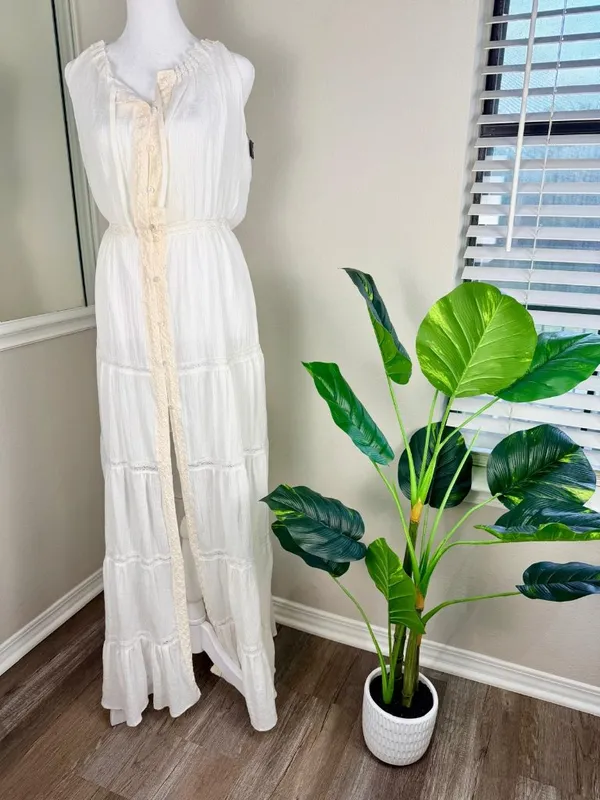 A.Peach White Boho Maxi Dress Womens Large Lace Button Front - Image 2