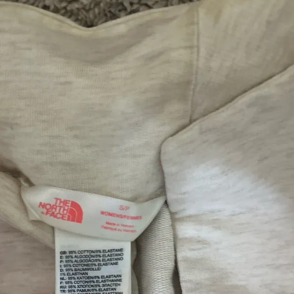 North face creme sweater - Image 3