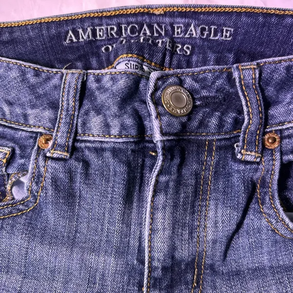 American Eagle Outfitters Classic Blue Jeans - Image 2