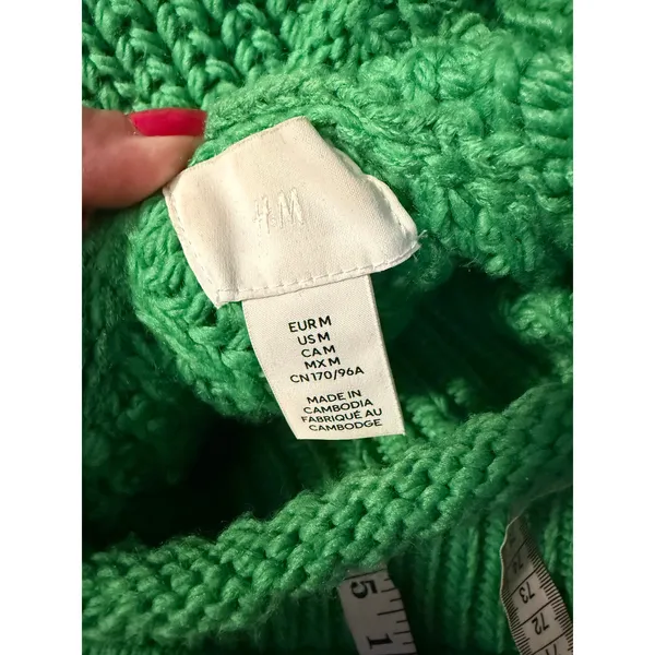 H&M Green Chunky Knit Mock Neck Sweater - Image 4