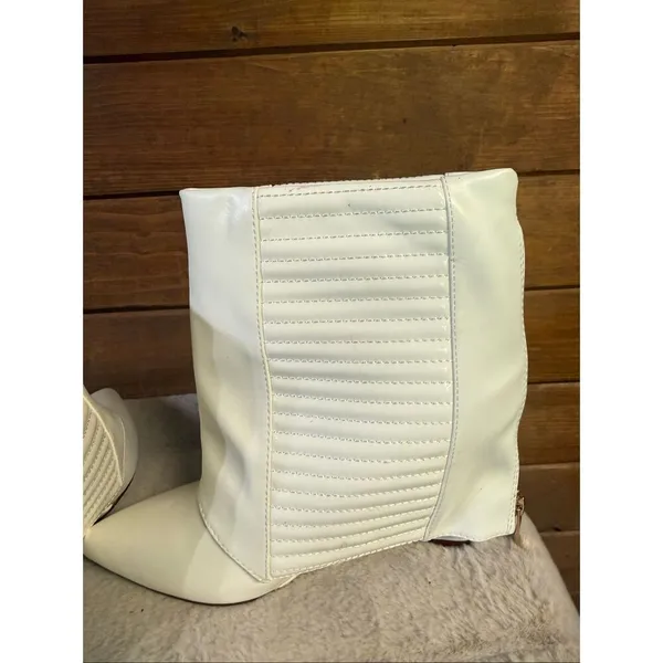 Azalea Wang "Never a Bad Idea" wedge booties white, quilted textured panel /poi - Image 5